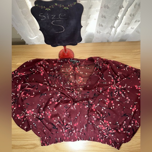 Express dressy flowy sleeves/lace up v-neck size Small color Maroon w flowers - Picture 2 of 2